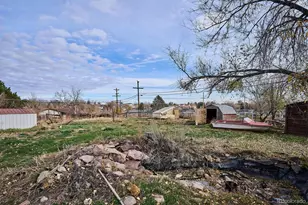 2110 Eagle Cir, Aurora, CO 80011 - Photo 15