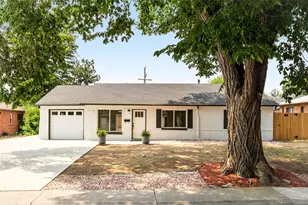 769 Troy Ct, Aurora, CO 80011 - Photo 1