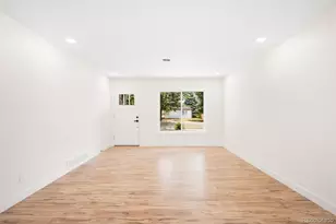769 Troy Ct, Aurora, CO 80011 - Photo 5