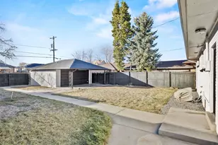 3553 Hudson St, Denver, CO 80207 - Photo 27
