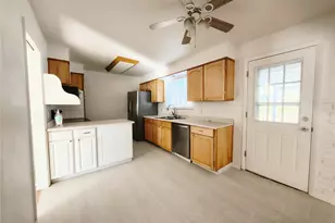 7921 E Briarwood Blvd, Centennial, CO 80112 - Photo 5