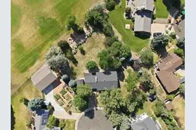 1186 E Davies Court, Centennial, CO 80122 - Photo 41