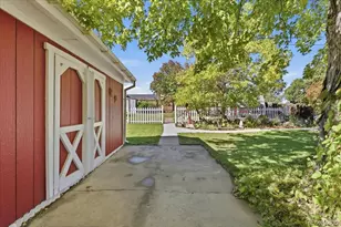 8061 Clarkson Ct, Denver, CO 80229 - Photo 33