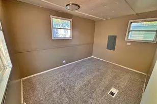 220 Mount View Ln, Colorado Springs, CO 80907 - Photo 15