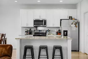 121 S Vandriver Wy, Aurora, CO 80018 - Photo 21