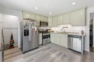 13611 E Nevada Pl, Aurora, CO 80012 - Photo 11