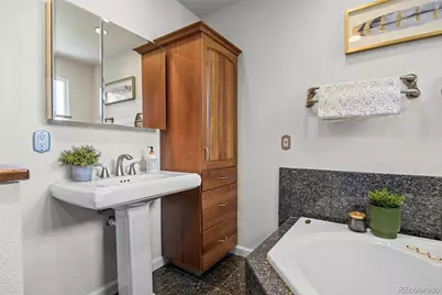 8603 E Dillard Place, Denver, CO 80231 - Photo 17
