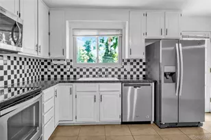 1260 S Moline St, Aurora, CO 80012 - Photo 7