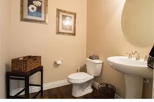 10262 Greentrail Cir, Lone Tree, CO 80124 - Photo 35