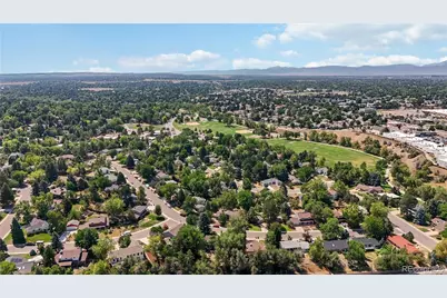 6752 S Clayton Way, Centennial, CO 80122 - Photo 9