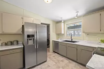 8646 S Carr Street, Littleton, CO 80128 - Photo 11