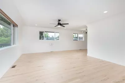 532 Galena Street, Aurora, CO 80010 - Photo 7