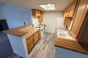 904 S Walden Way, Aurora, CO 80017 - Photo 7