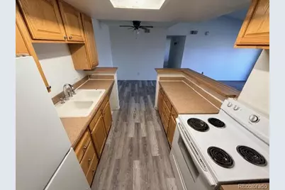 904 S Walden Way #204, Aurora, CO 80017 - Photo 9