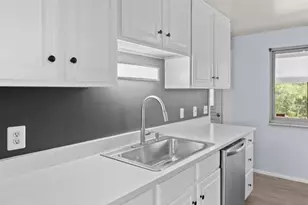 3512 W Patterson Pl, Littleton, CO 80123 - Photo 17