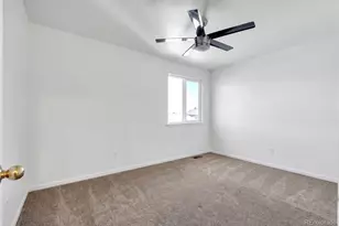 4860 Crown Blvd, Denver, CO 80239 - Photo 33