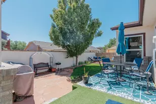 4860 Crown Blvd, Denver, CO 80239 - Photo 25