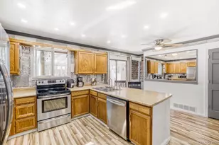 10715 Clermont St, Thornton, CO 80233 - Photo 9