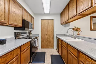 7420 E Quincy Ave, Denver, CO 80237 - Photo 7