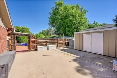 8201 E Lehigh Drive, Denver, CO 80237 - Photo 21