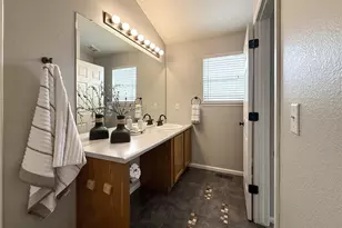 3933 S Quemoy Way, Aurora, CO 80018 - Photo 17