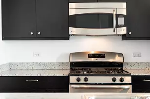 2001 Lincoln St, Denver, CO 80202 - Photo 9