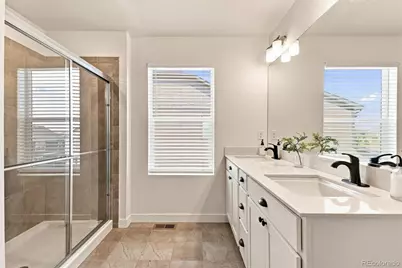 15732 Syracuse Court, Thornton, CO 80602 - Photo 23