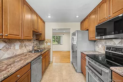 888 S Owens Court, Lakewood, CO 80226 - Photo 9