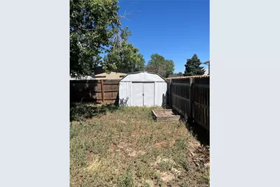 13931 E Elk Place, Denver, CO 80239 - Photo 17