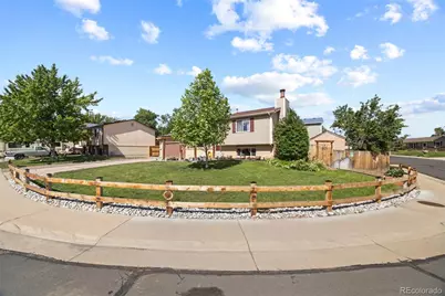 10429 Owens Circle, Broomfield, CO 80021 - Photo 3