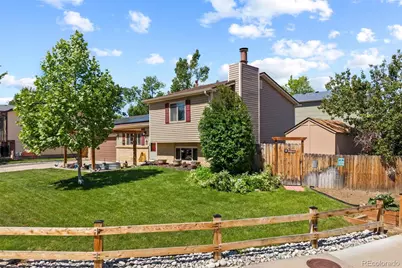 10429 Owens Circle, Broomfield, CO 80021 - Photo 5
