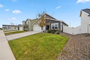 366 Beckwourth Ave, Fort Lupton, CO 80621 - Photo 3