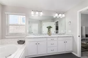 23910 E Ontario Pl, Aurora, CO 80016 - Photo 25
