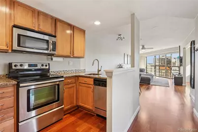100 Park Avenue W #405, Denver, CO 80205 - Photo 11