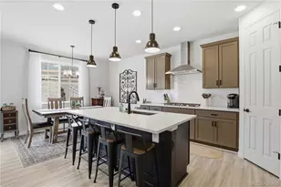 915 Oleander St, Castle Rock, CO 80109 - Photo 9
