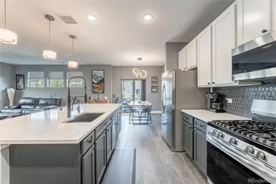 24907 E Calhoun Place #B, Aurora, CO 80016 - Photo 5