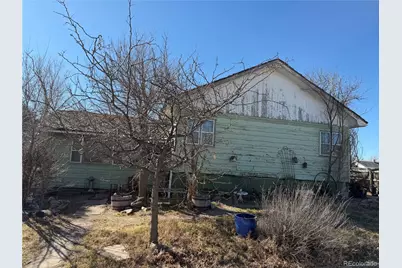 210 E Gandy Avenue, Keenesburg, CO 80643 - Photo 1