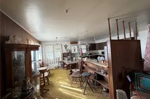 210 E Gandy Ave, Keenesburg, CO 80643 - Photo 5