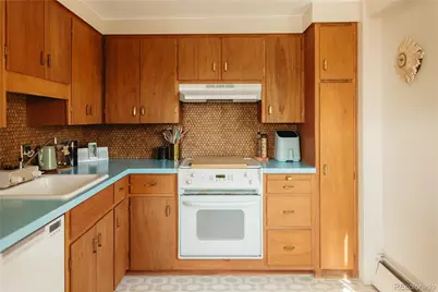1090 N Lafayette Street #504, Denver, CO 80218 - Photo 9