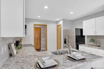 8053 S Kittredge Way, Englewood, CO 80112 - Photo 5