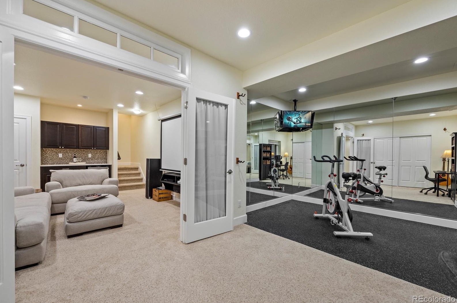 2938 Ironton St, Denver CO  80238-3215 exterior