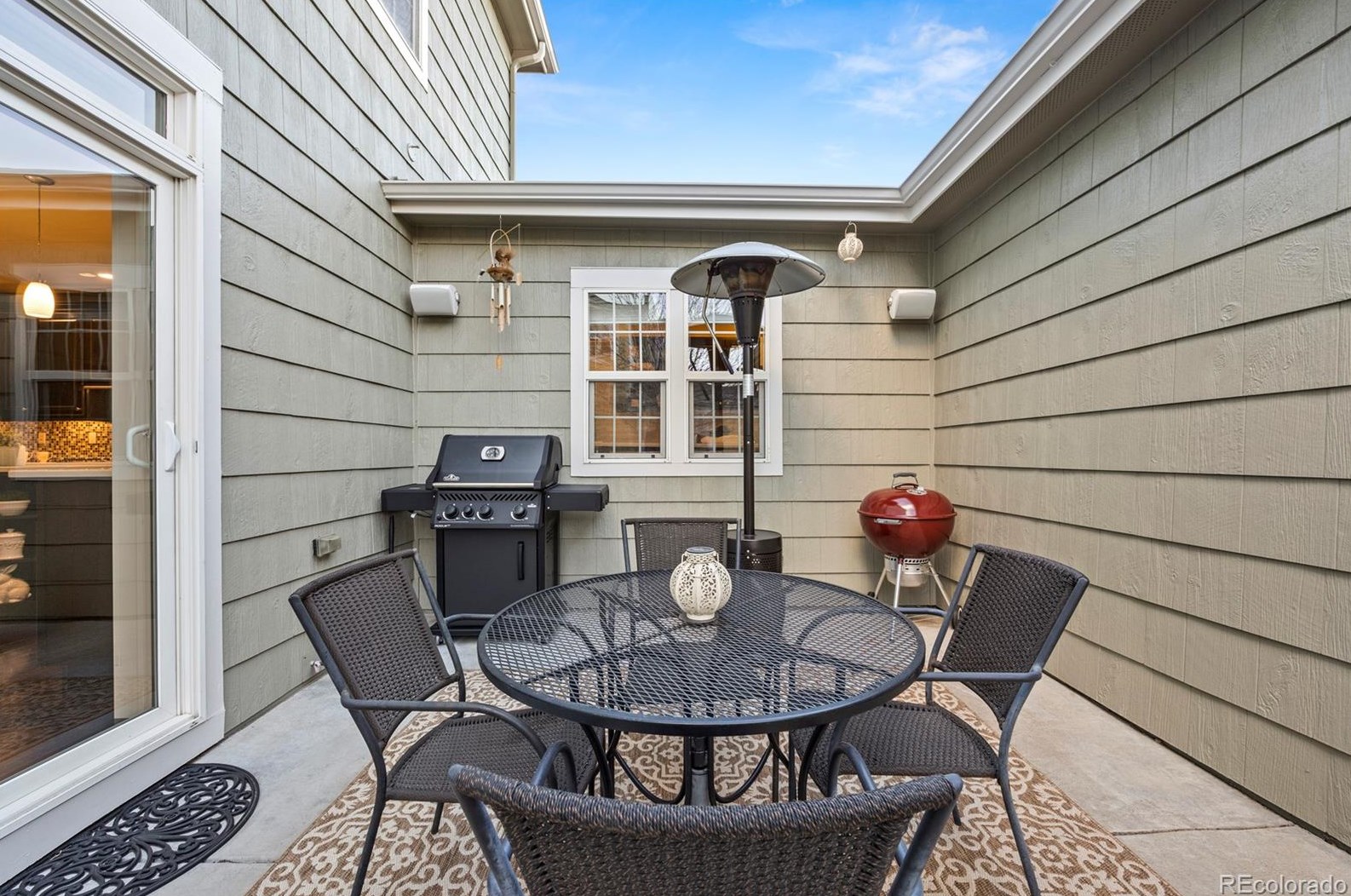 2938 Ironton St, Denver CO  80238-3215 exterior