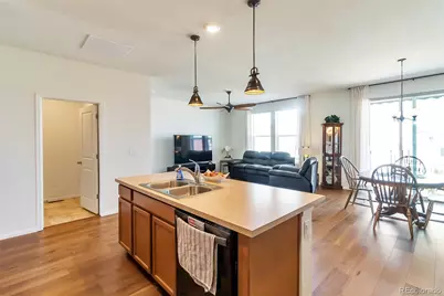 855 N Waterloo Circle, Aurora, CO 80018 - Photo 9