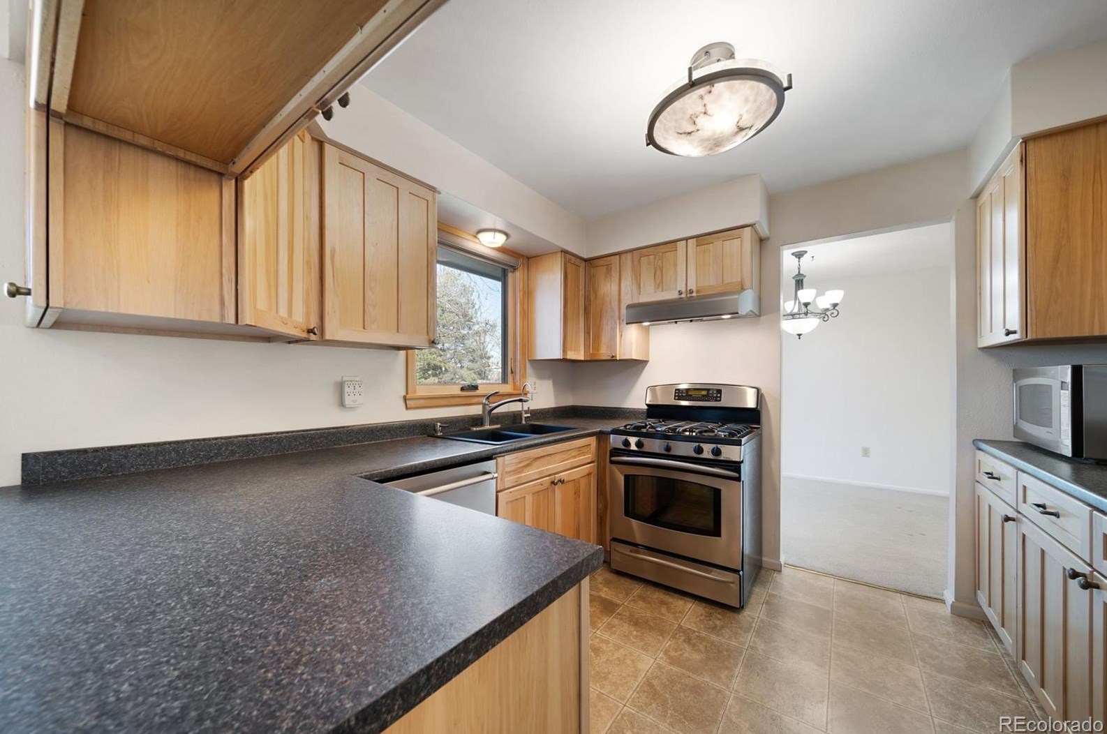 7345 Tabor St, Arvada CO  80005-3225 exterior