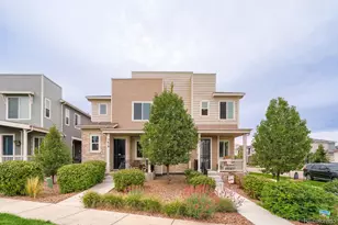 617 S Richfield St, Aurora, CO 80017 - Photo 3