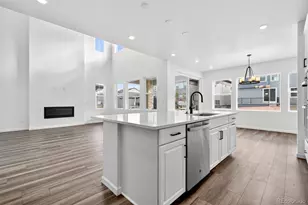 7266 Goldbloom Ln, Littleton, CO 80125 - Photo 13