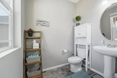 6047 N Halifax Court, Aurora, CO 80019 - Photo 17