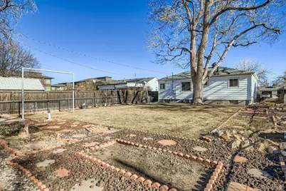 2381 Nome Street, Aurora, CO 80010 - Photo 21