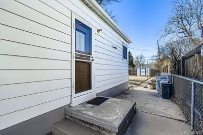 2381 Nome Street, Aurora, CO 80010 - Photo 19