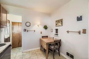 2381 Nome St, Aurora, CO 80010 - Photo 9